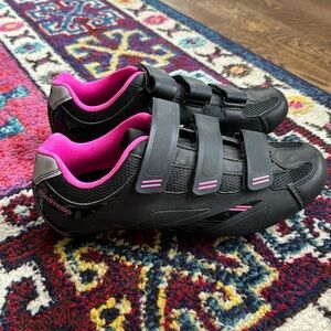 Women's Black and Pink Cycling Shoes